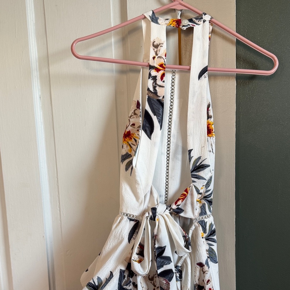 Floral Ruffle Halter Romper - Picture 3 of 4